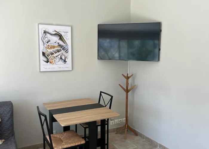 Gite La Maison Dans L\'Olivette